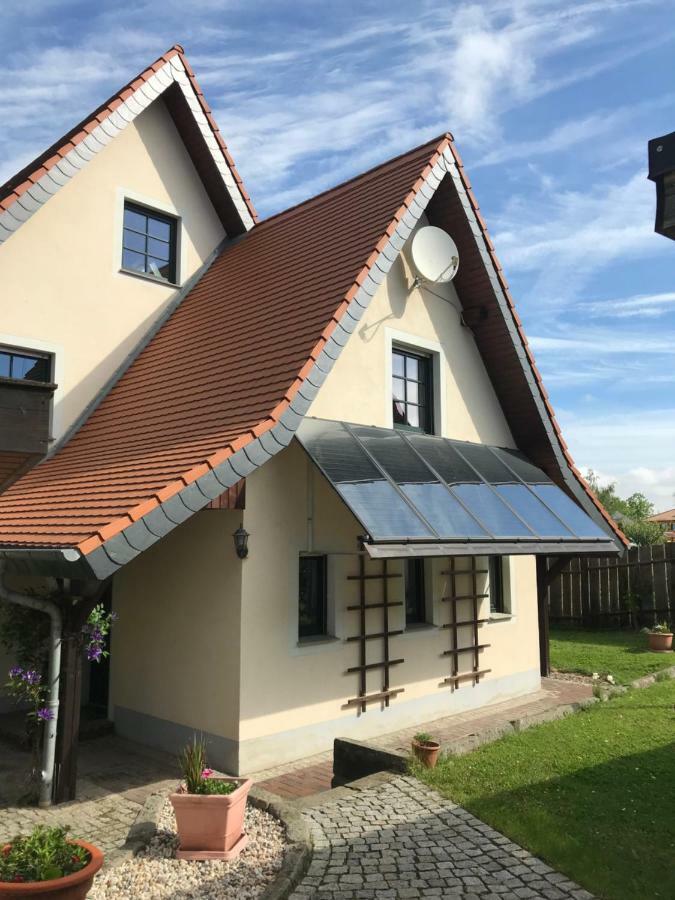 Ferienwohnung "Gruenes Tor" Bei Dresden 도나 외부 사진